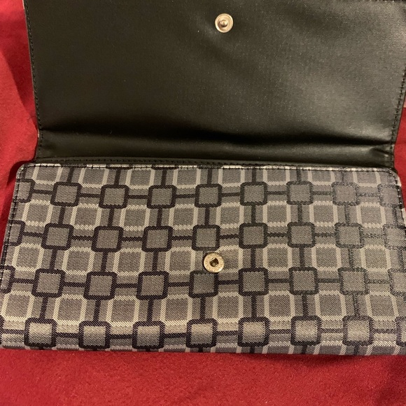 New Wallet Taupe gray color design. - Picture 4 of 6